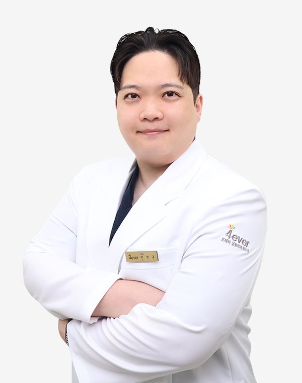 Dr. Lee Hyun-kyu, Clinic Director