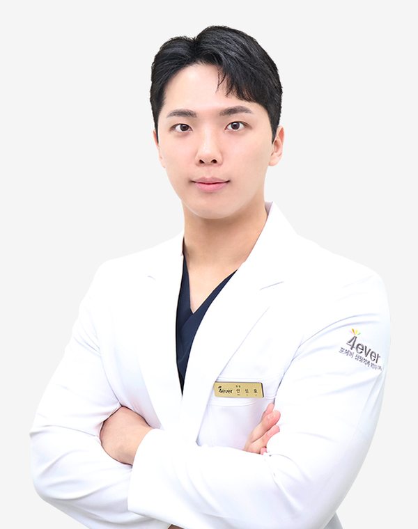 Dr. Shin Seong-ho, Clinic Director
