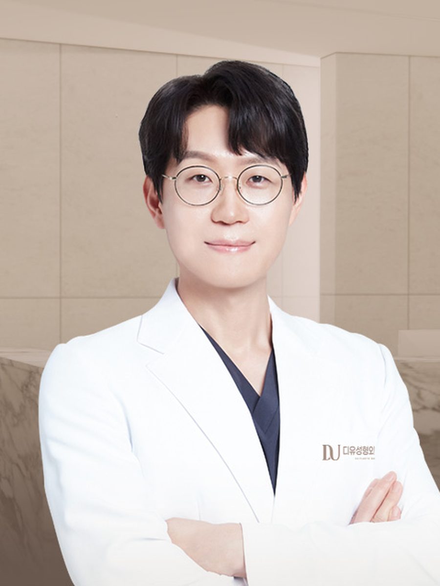 Dr. Oh Sewon, Director of DU Plastic Surgery